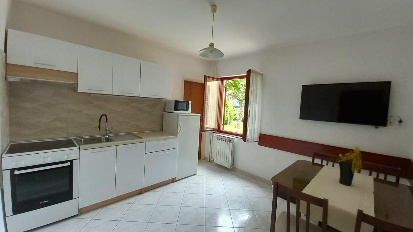 Apartment A4 Ines Near Beach Porec Bagian luar foto