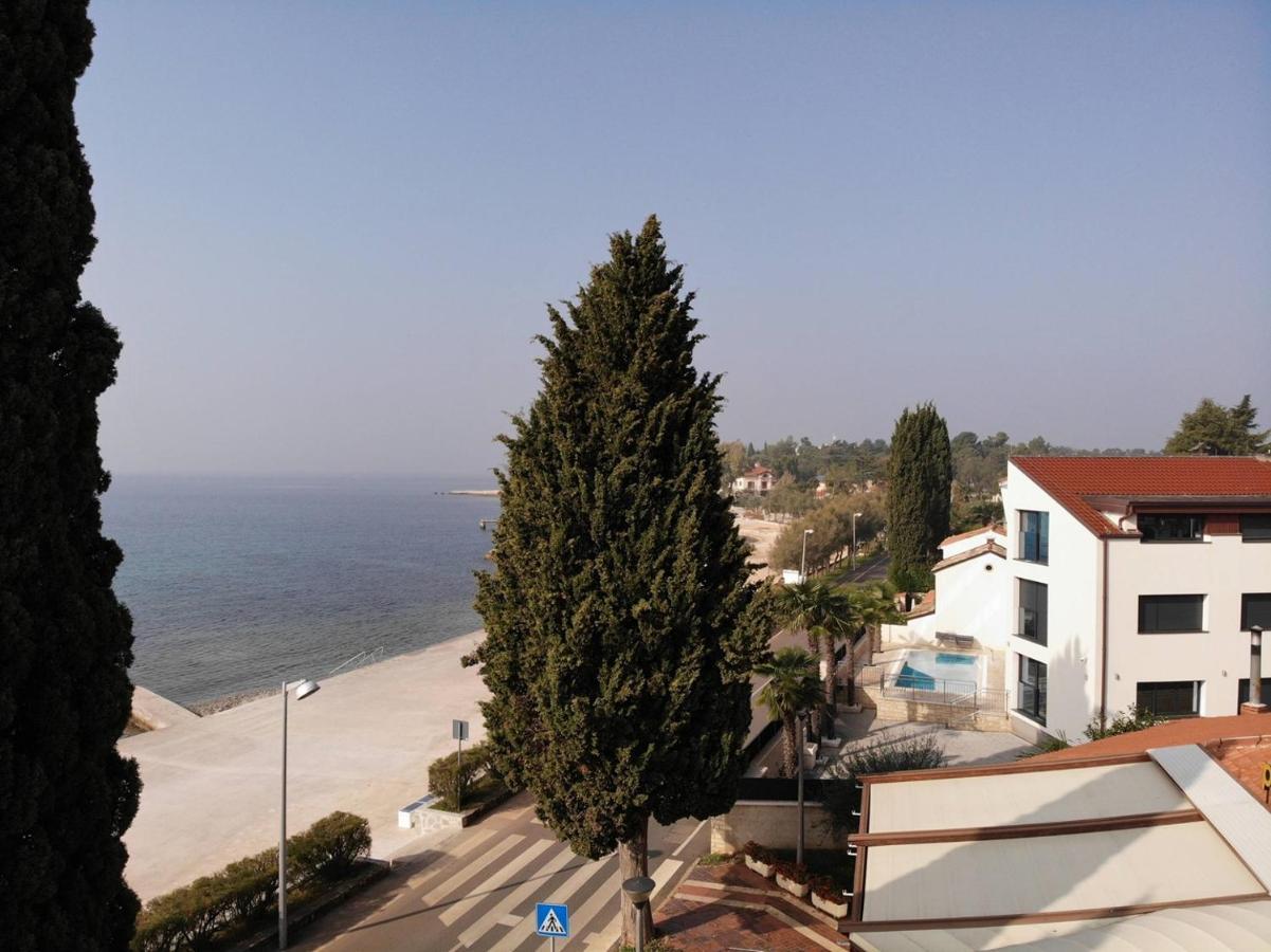 Apartment A4 Ines Near Beach Porec Bagian luar foto